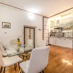 Casa Ghetto 13 *