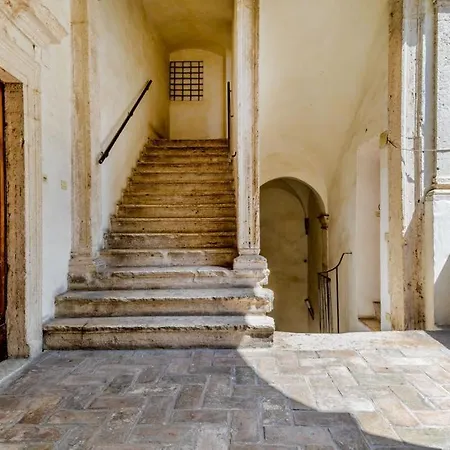 Casa Ghetto 13 * Rome